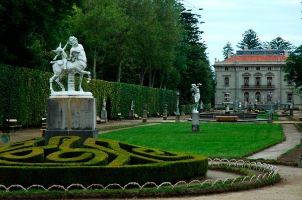 Palacio de los Selgas, díszkert