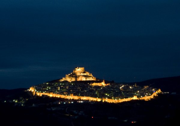Morella éjszakai látképe